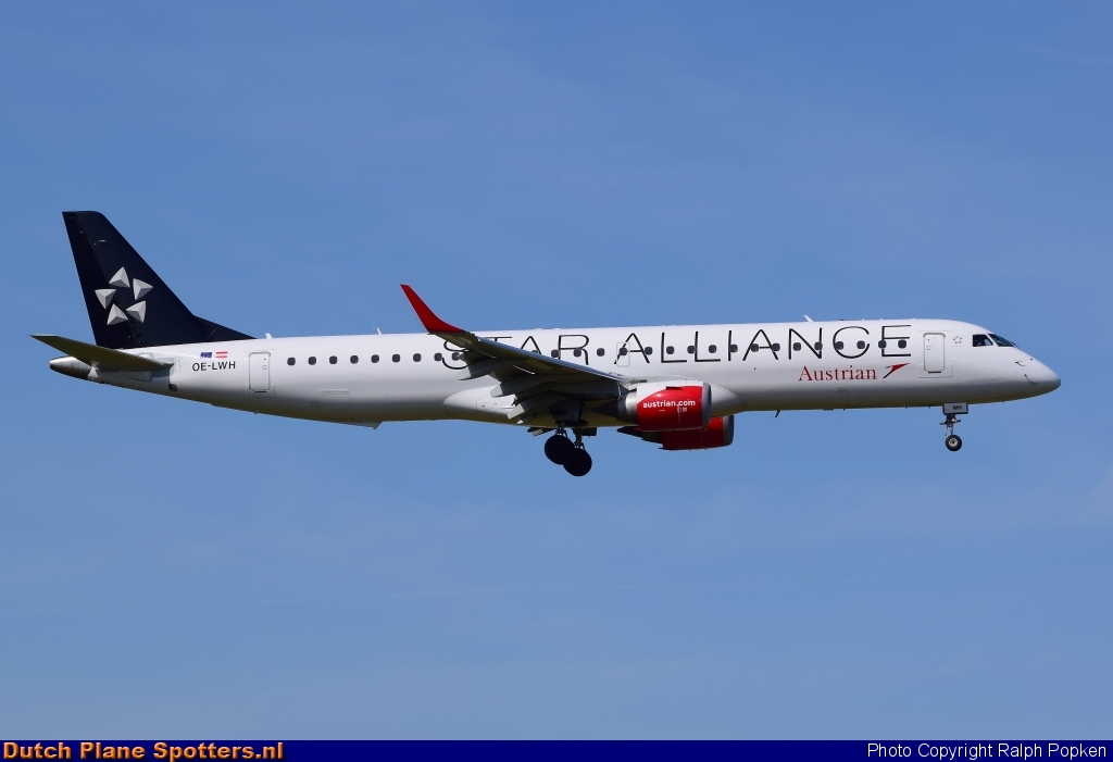 OE-LWH Embraer 195 Austrian Airlines by Ralph Popken