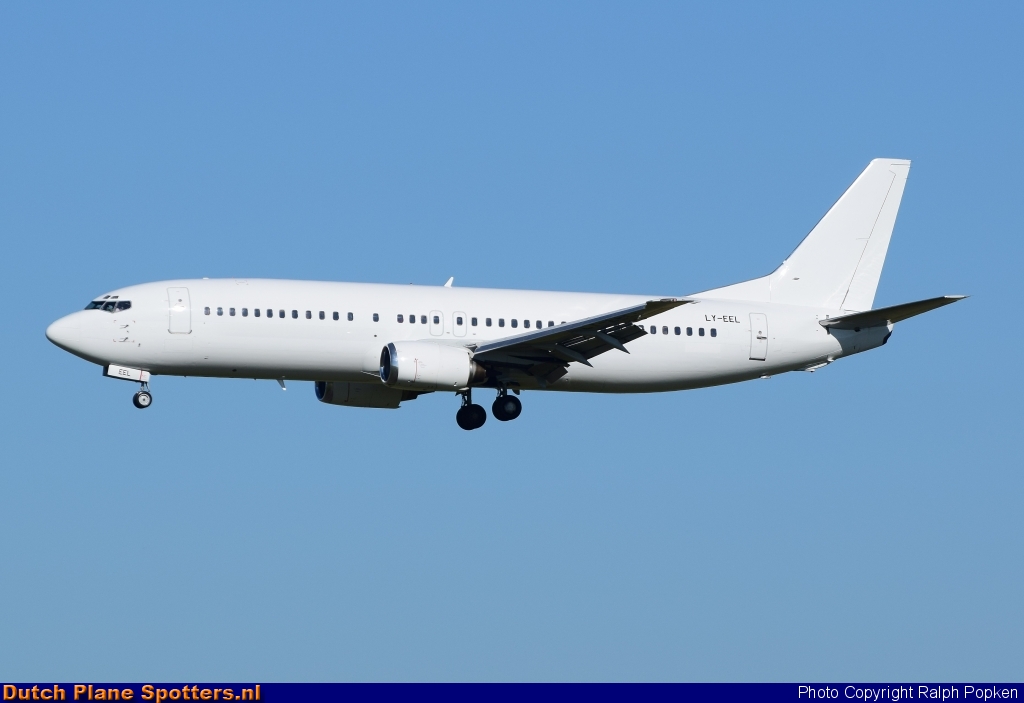 LY-EEL Boeing 737-400 GetJet Airlines by Ralph Popken