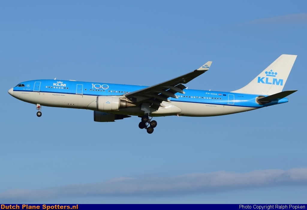 PH-AOA Airbus A330-200 KLM Royal Dutch Airlines by Ralph Popken