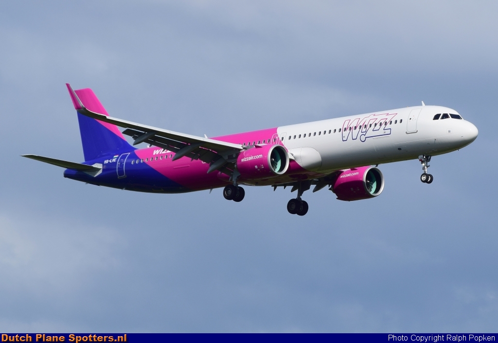 HA-LVE Airbus A321neo Wizz Air by Ralph Popken