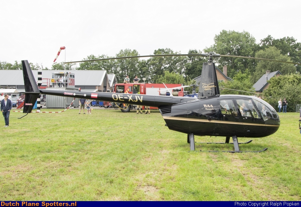 OE-XJV Robinson R44 Raven I ALPI Eagles by Ralph Popken