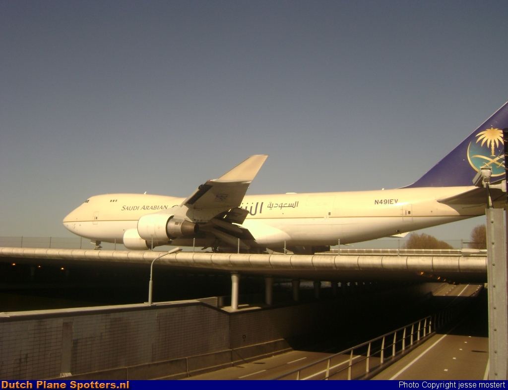 N491EV Boeing 747-400 Evergreen International Airlines (Saudi Arabian Cargo) by jesse mostert