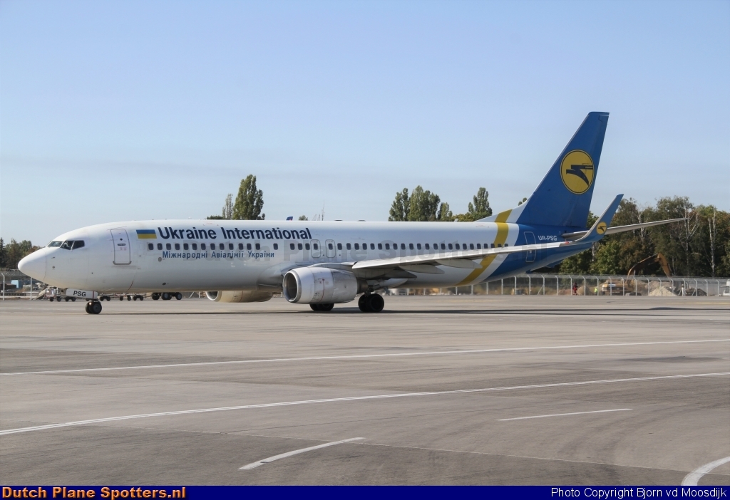UR-PSG Boeing 737-800 Ukraine International Airlines by Bjorn vd Moosdijk