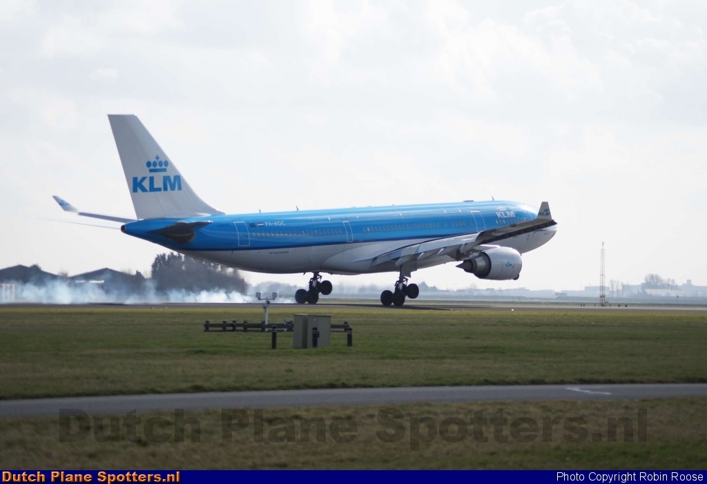 PH-AOC Airbus A330-200 KLM Royal Dutch Airlines by Robin Roose
