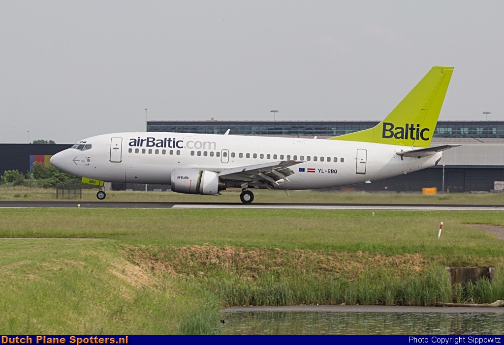 YL-BBQ Boeing 737-500 Air Baltic by Sippowitz