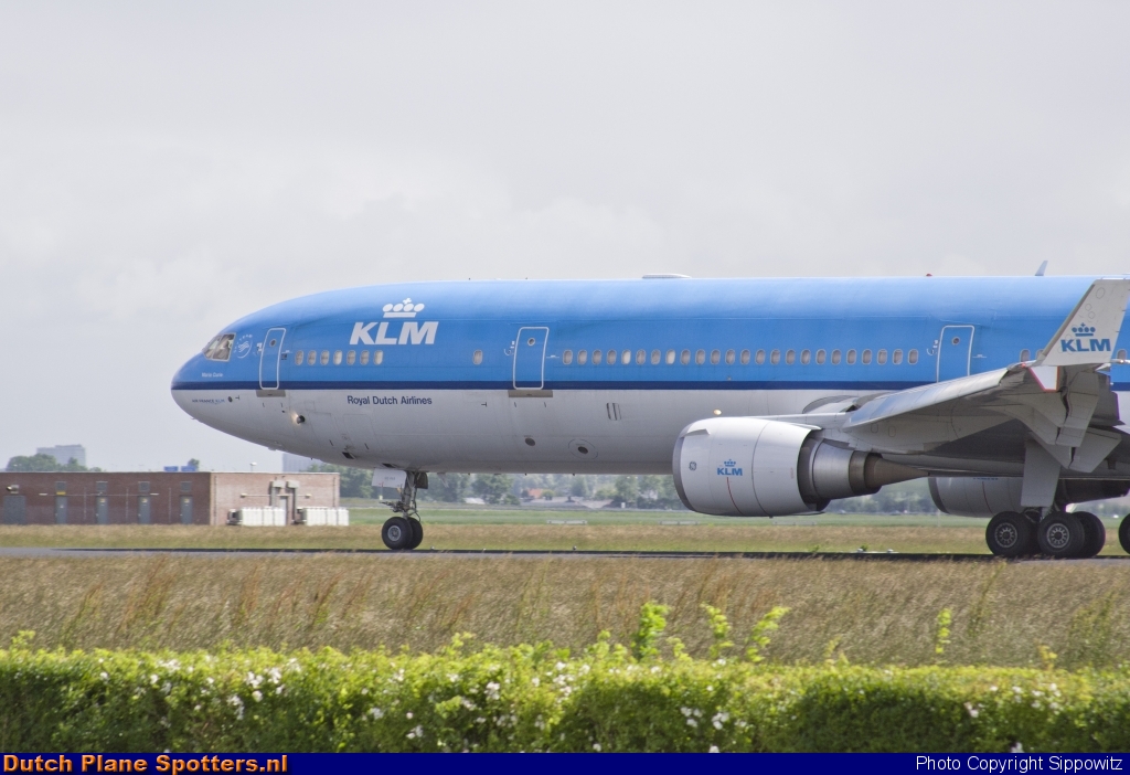 PH-KCC McDonnell Douglas MD-11 KLM Royal Dutch Airlines by Sippowitz