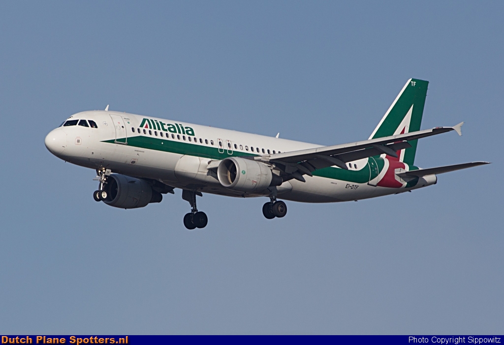 EI-DTF Airbus A320 Alitalia by Sippowitz