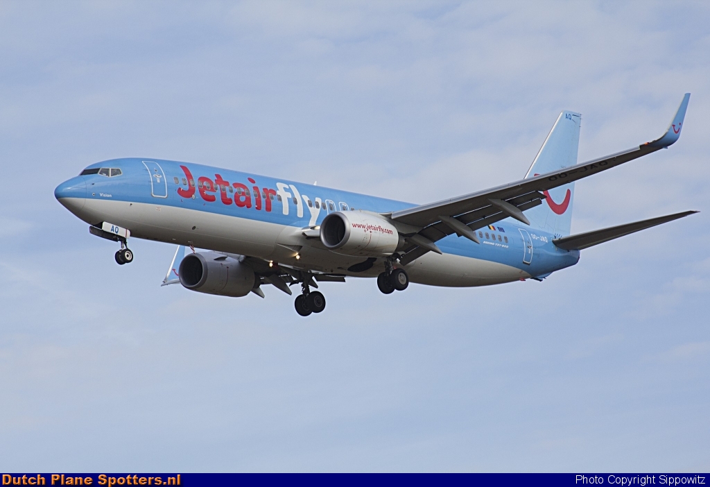 OO-JAQ Boeing 737-800 Jetairfly by Sippowitz