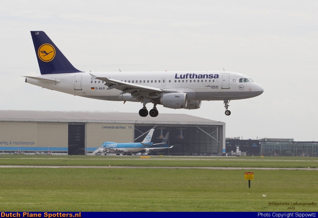 D-AILR Airbus A319 Lufthansa by Sippowitz