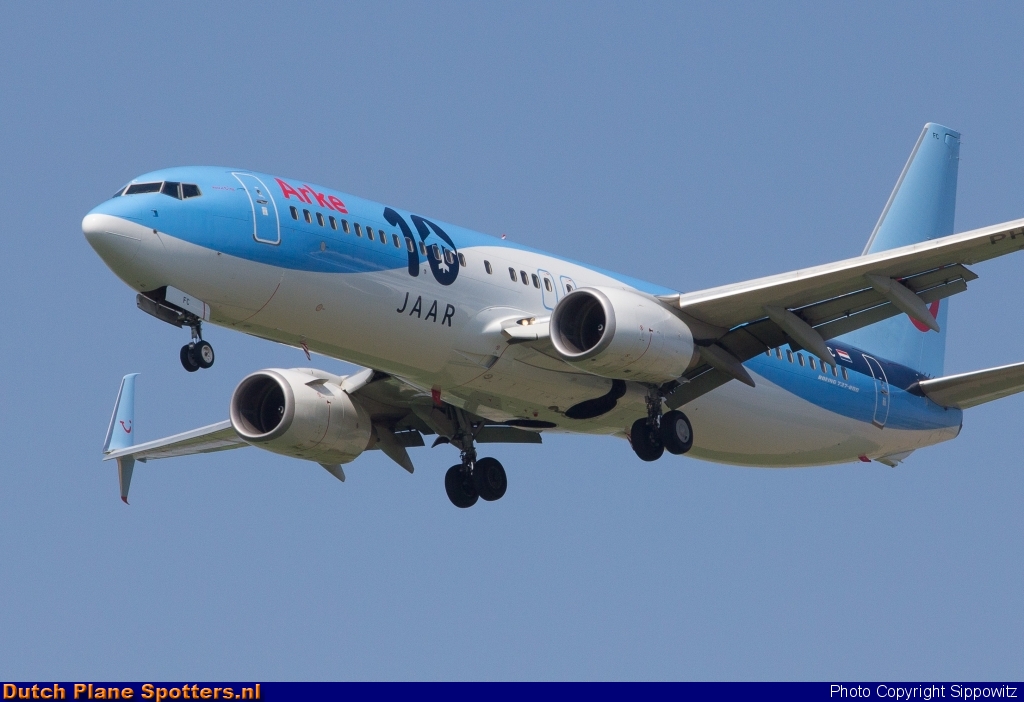 PH-TFC Boeing 737-800 ArkeFly by Sippowitz