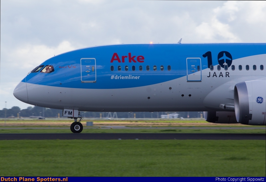 PH-TFM Boeing 787-8 Dreamliner ArkeFly by Sippowitz