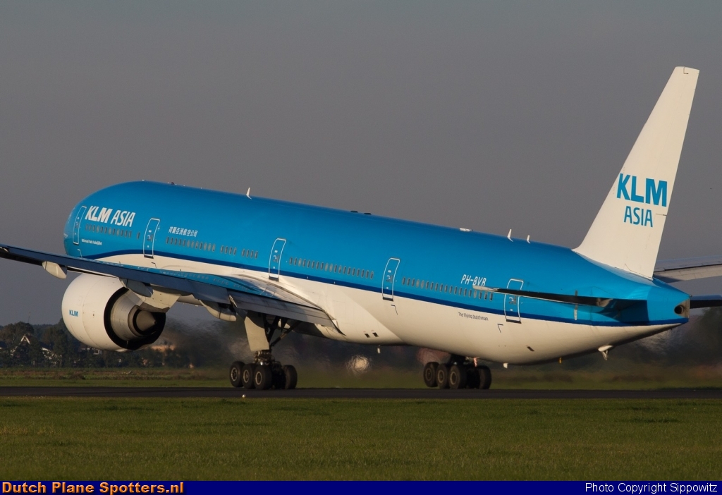 PH-BVB Boeing 777-300 KLM Asia by Sippowitz