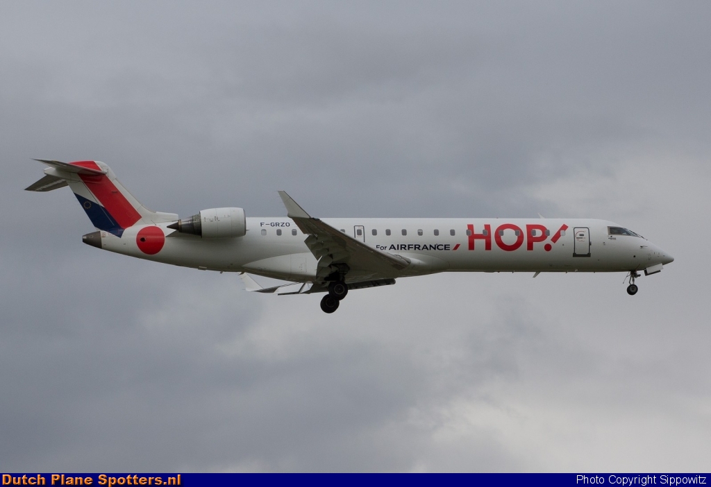 F-GRZO Bombardier Canadair CRJ700 Hop (Air France) by Sippowitz
