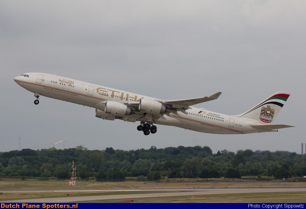 A6-EHD Airbus A340-500 Etihad by Sippowitz