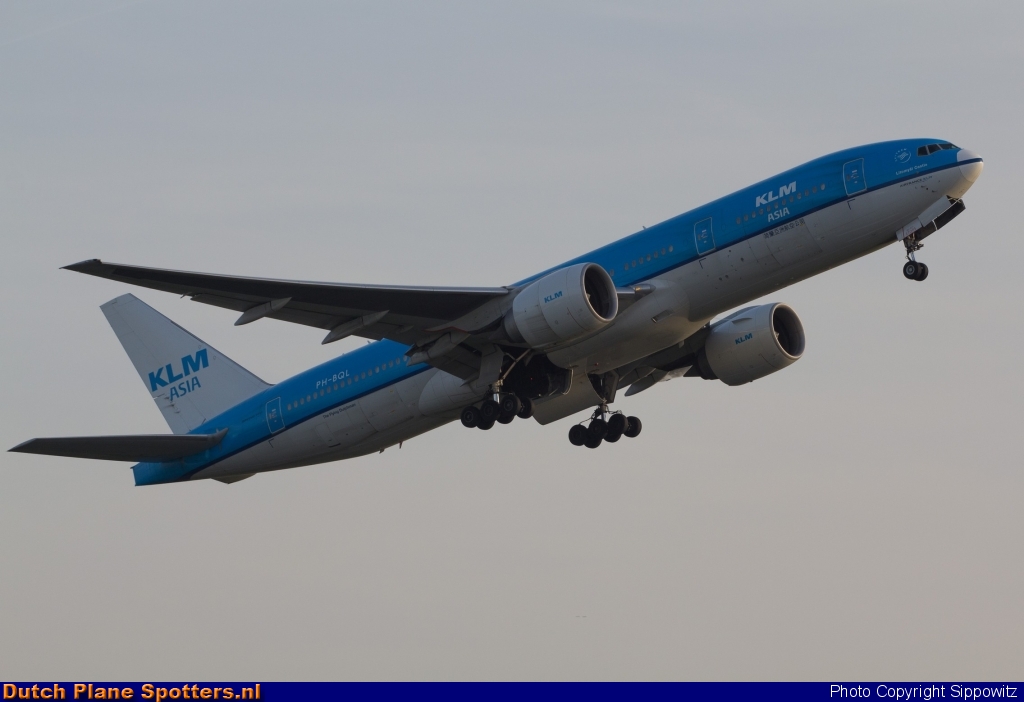 PH-BQL Boeing 777-200 KLM Asia by Sippowitz