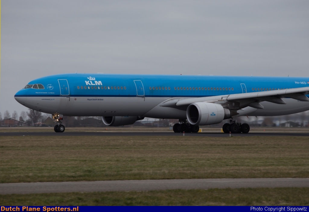 PH-AKD Airbus A330-300 KLM Royal Dutch Airlines by Sippowitz