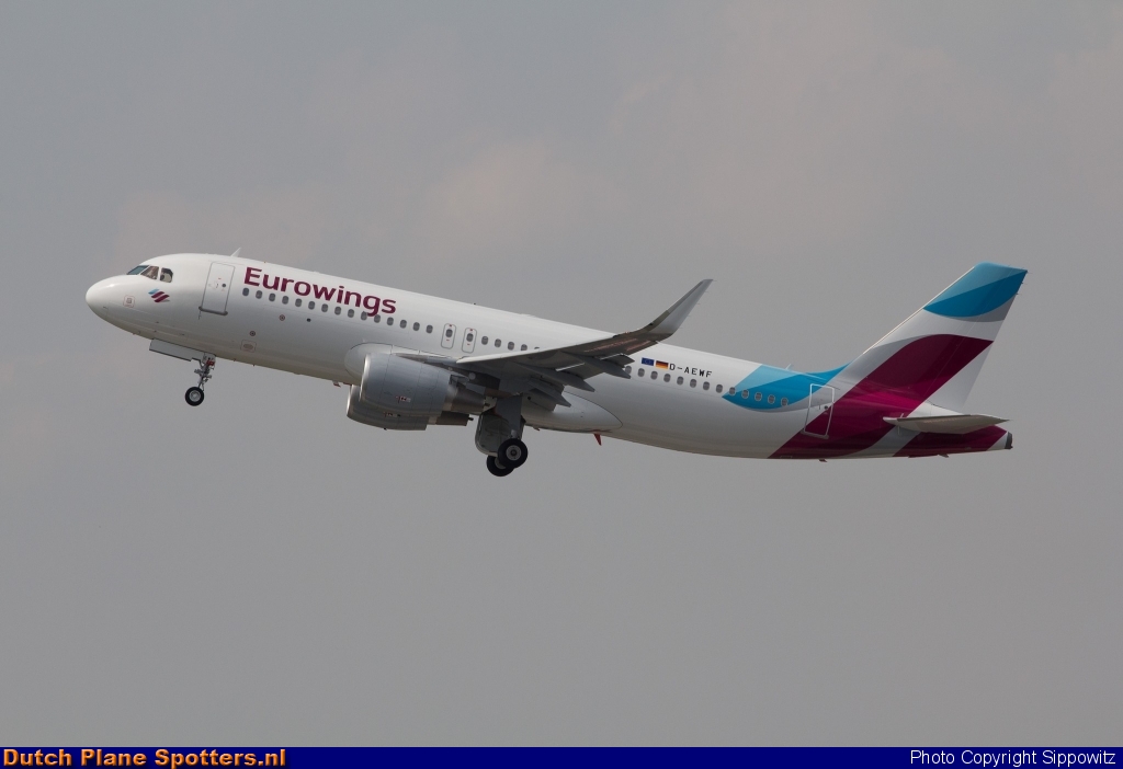 D-AEWF Airbus A320 Eurowings by Sippowitz