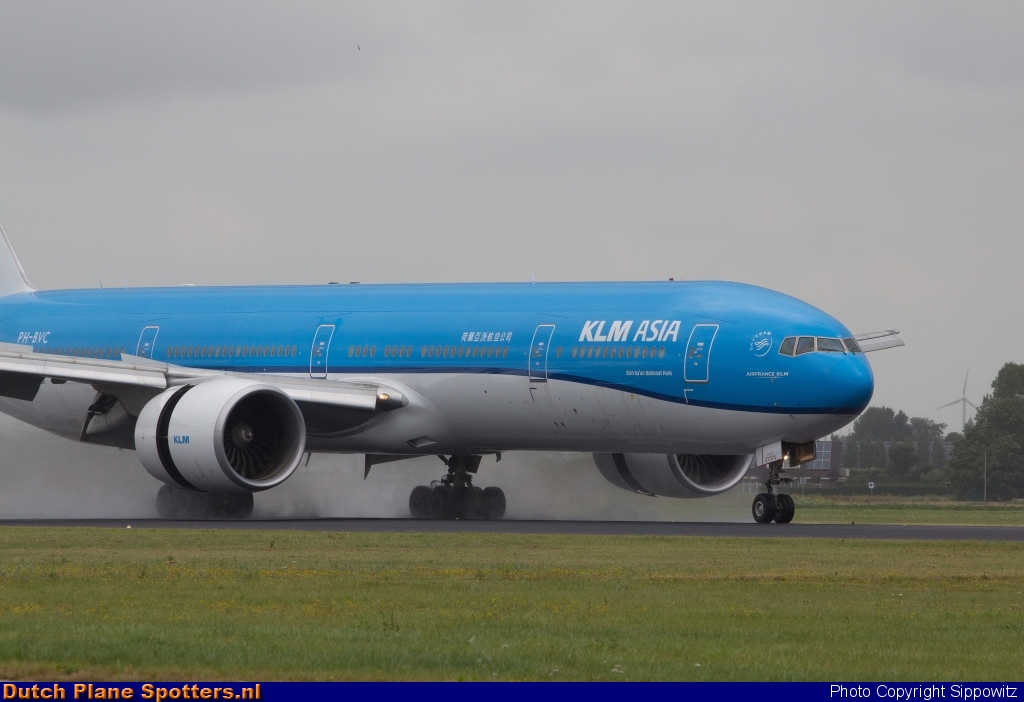 PH-BVC Boeing 777-300 KLM Asia by Sippowitz