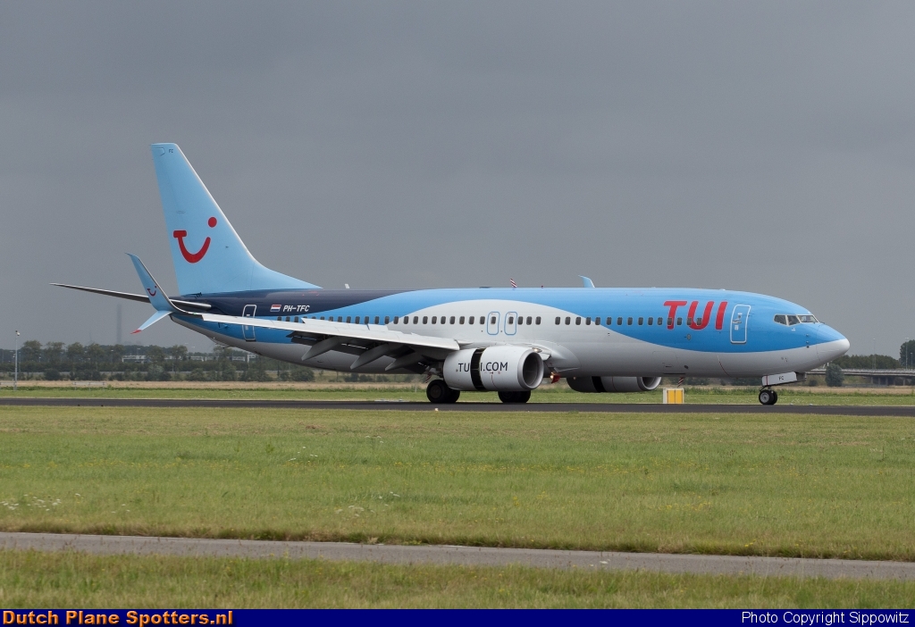 PH-TFC Boeing 737-800 TUI Airlines Netherlands by Sippowitz