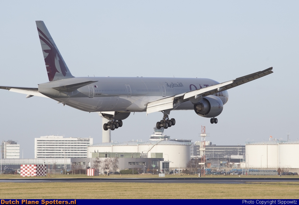 A7-BAP Boeing 777-300 Qatar Airways by Sippowitz