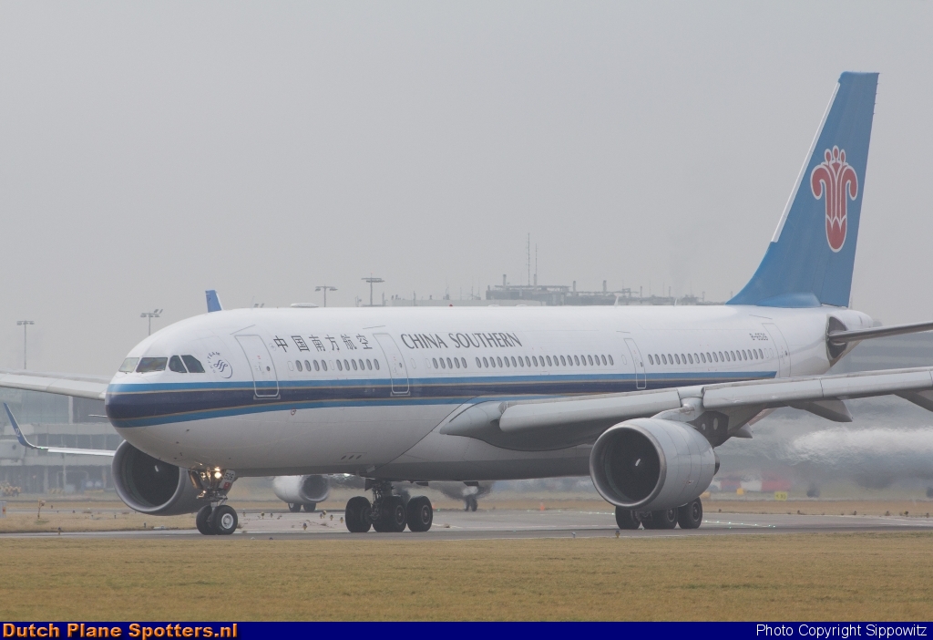 B-6526 Airbus A330-200 China Southern by Sippowitz