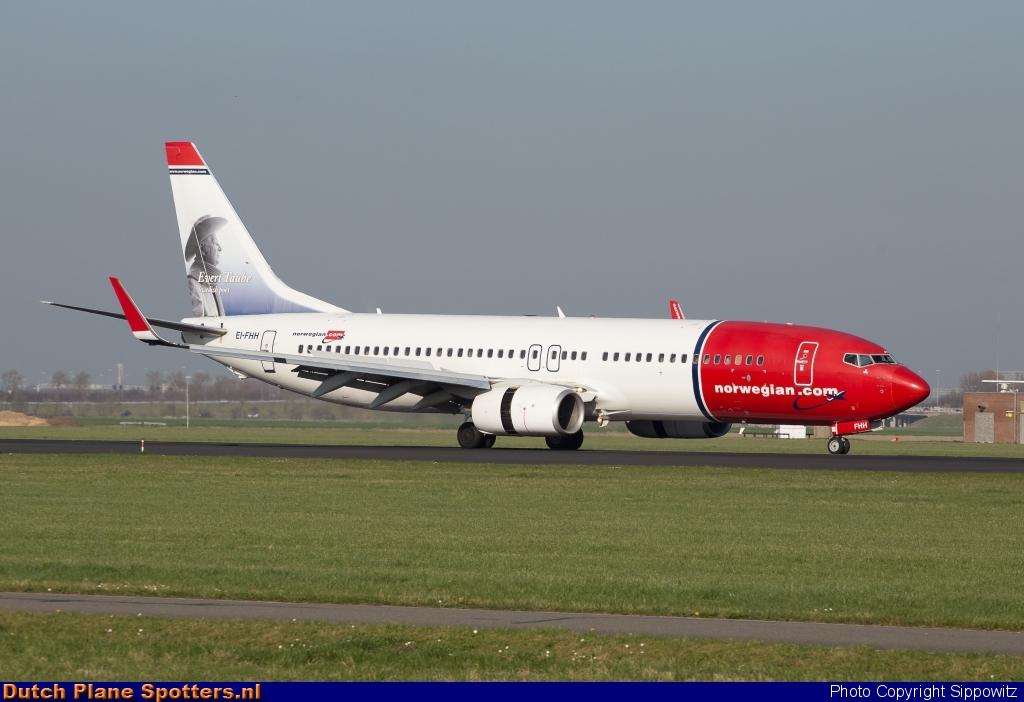 EI-FHH Boeing 737-800 Norwegian Air International by Sippowitz
