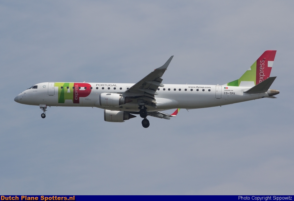 CS-TPV Embraer 190 PGA Portugalia Airlines (TAP Express) by Sippowitz