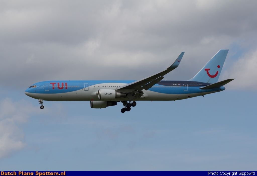 PH-OYI Boeing 767-300 TUI Airlines Netherlands by Sippowitz