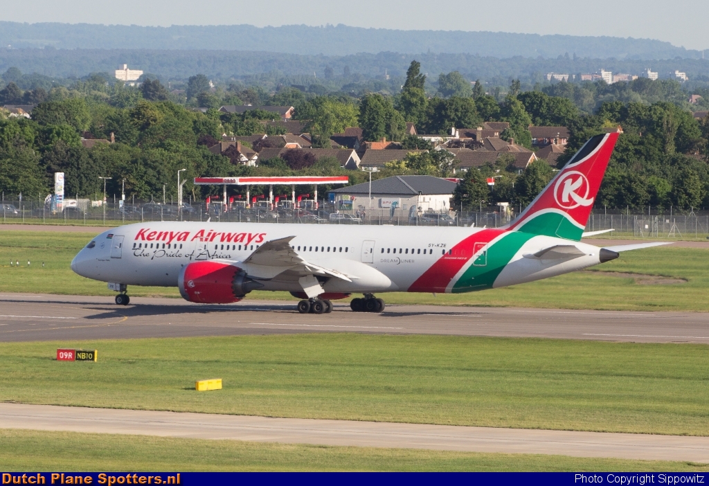 5Y-KZE Boeing 787-8 Dreamliner Kenya Airways by Sippowitz