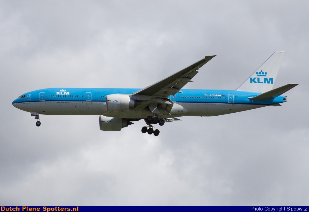 PH-BQM Boeing 777-200 KLM Royal Dutch Airlines by Sippowitz