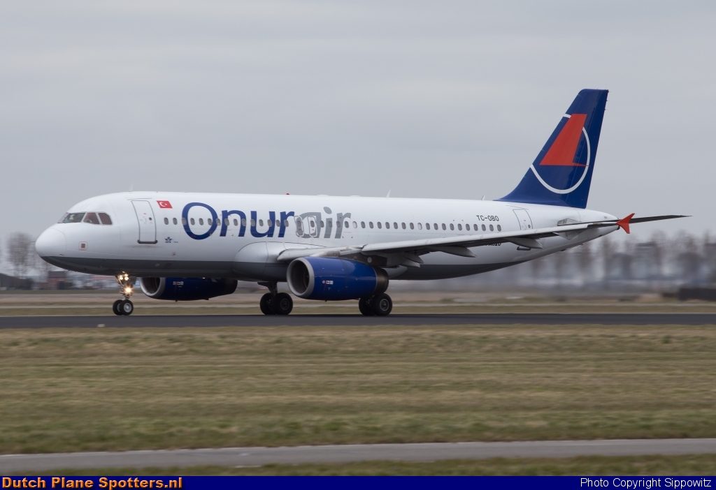 TC-OBO Airbus A320 Onur Air by Sippowitz