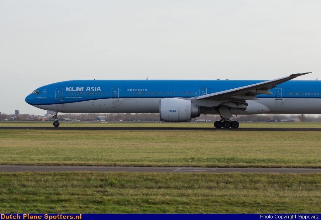 PH-BVB Boeing 777-300 KLM Royal Dutch Airlines by Sippowitz