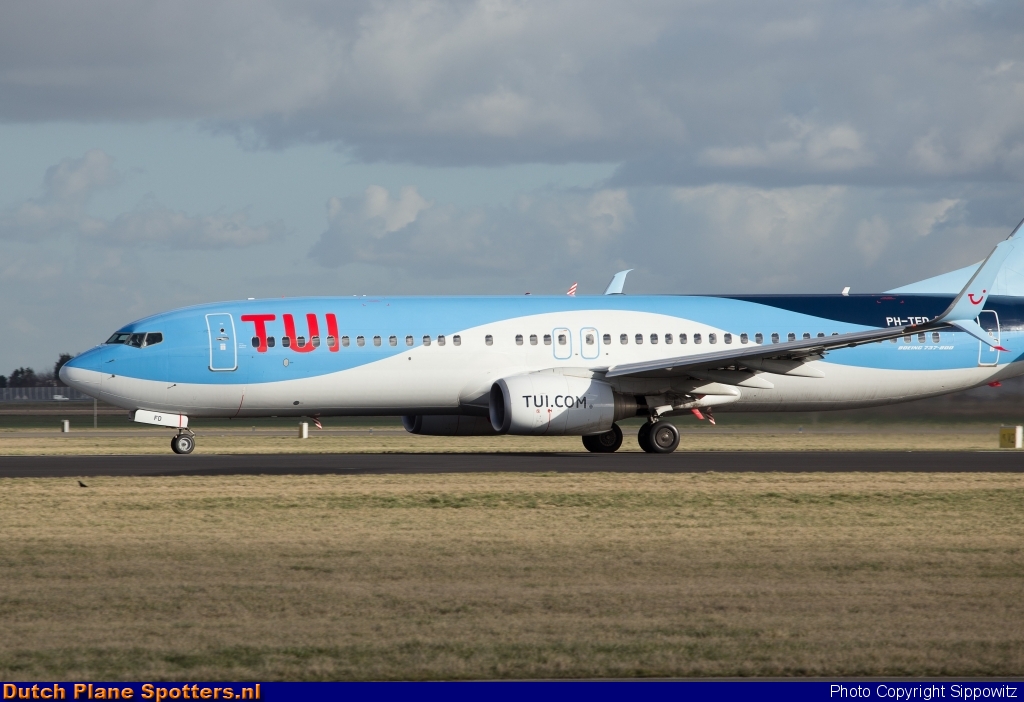 PH-TFD Boeing 737-800 TUI Airlines Netherlands by Sippowitz