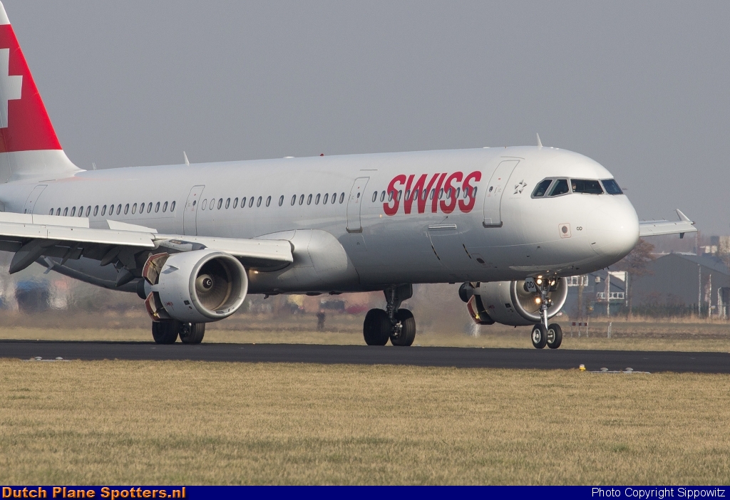 HB-IOD Airbus A321 Swiss International Air Lines by Sippowitz