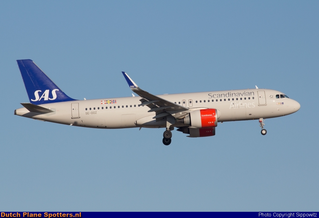 SE-DOZ Airbus A320neo SAS Scandinavian Airlines by Sippowitz