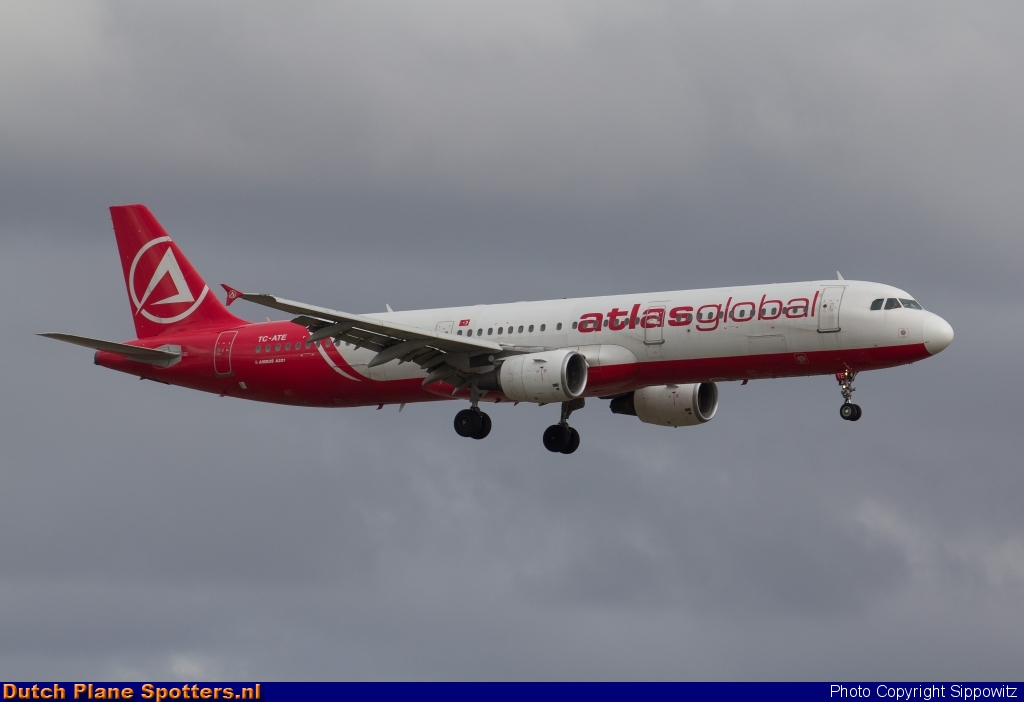 TC-ATE Airbus A321 AtlasGlobal by Sippowitz