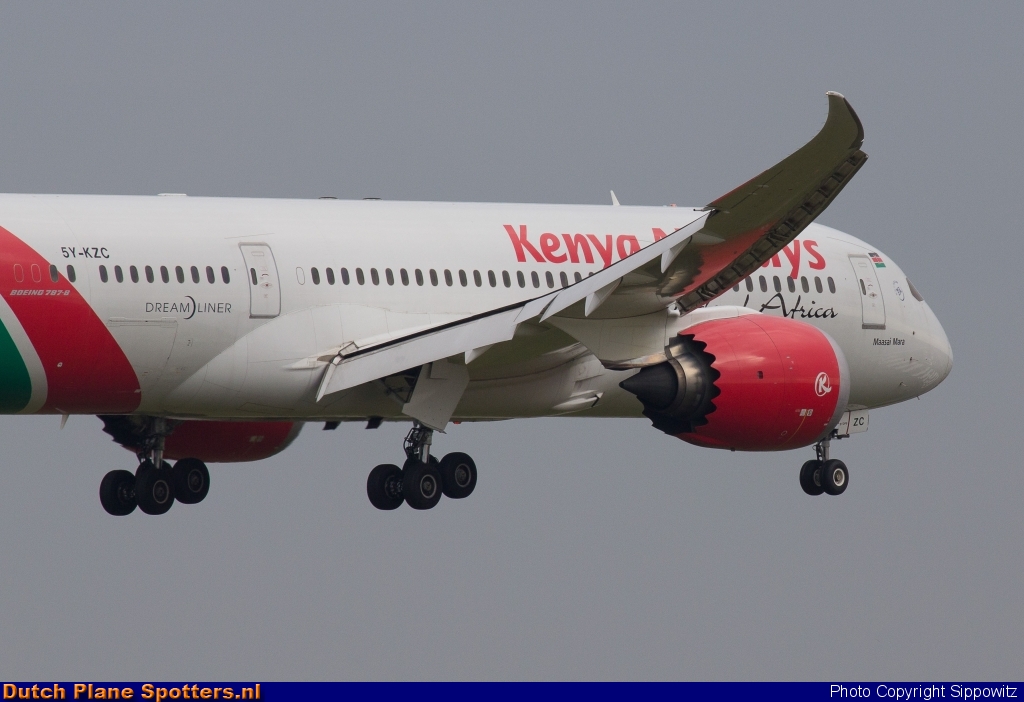 5Y-KZC Boeing 787-8 Dreamliner Kenya Airways by Sippowitz