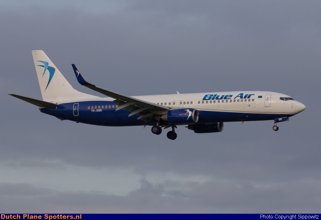 YR-BMK Boeing 737-800 Blue Air (LOT Polish Airlines) by Sippowitz