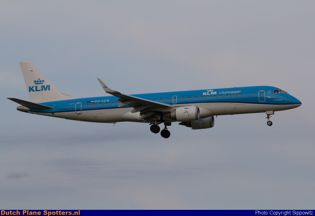 PH-EZM Embraer 190 KLM Cityhopper by Sippowitz
