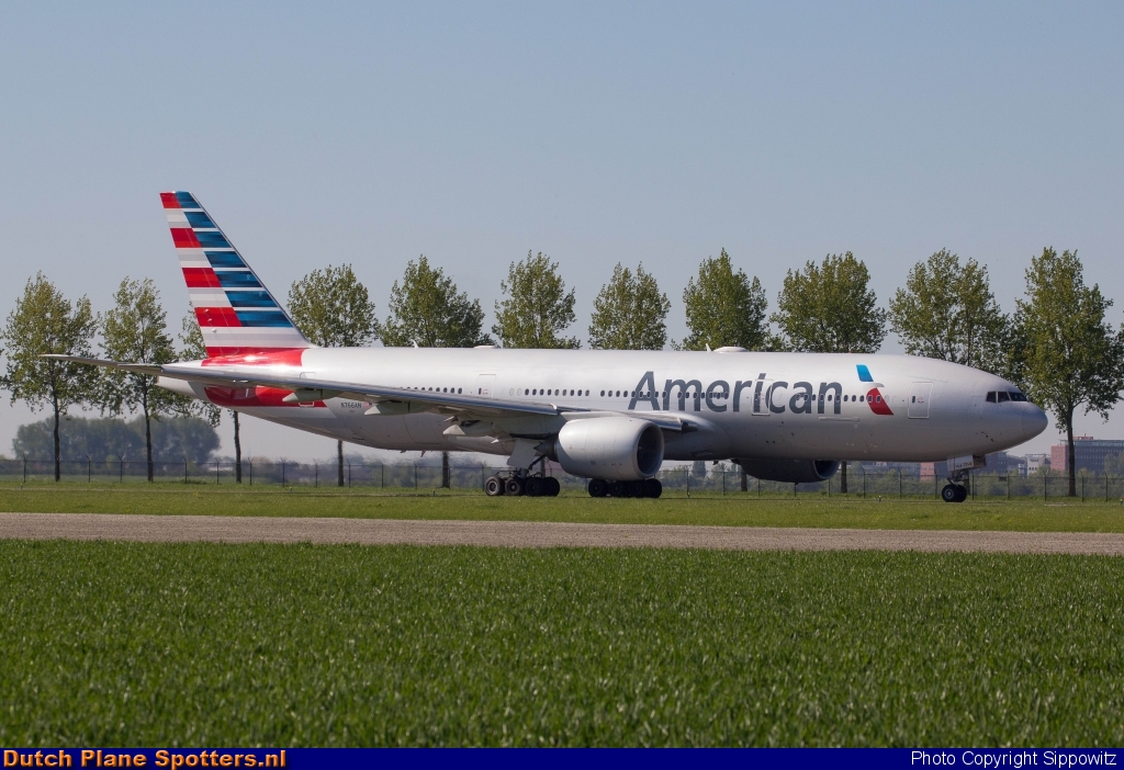 N766AN Boeing 777-200 American Airlines by Sippowitz