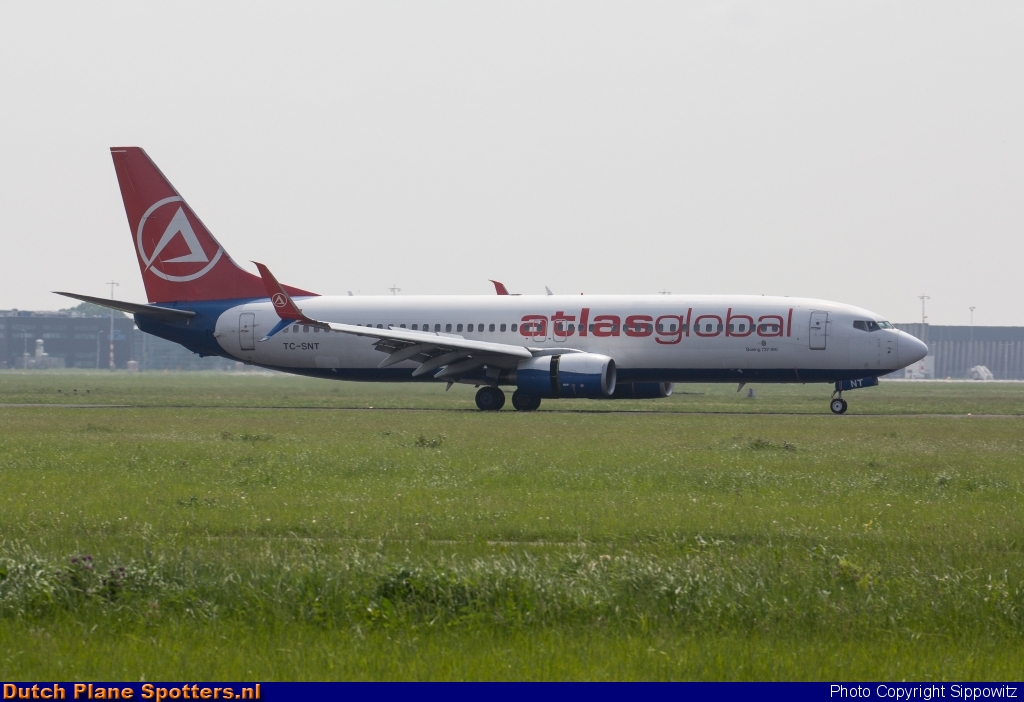 TC-SNT Boeing 737-800 AtlasGlobal by Sippowitz