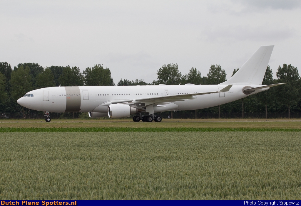 A7-HHM Airbus A330-200 Qatar Amiri Flight by Sippowitz