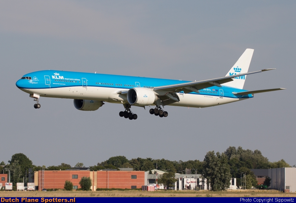 PH-BVU Boeing 777-300 KLM Royal Dutch Airlines by Sippowitz