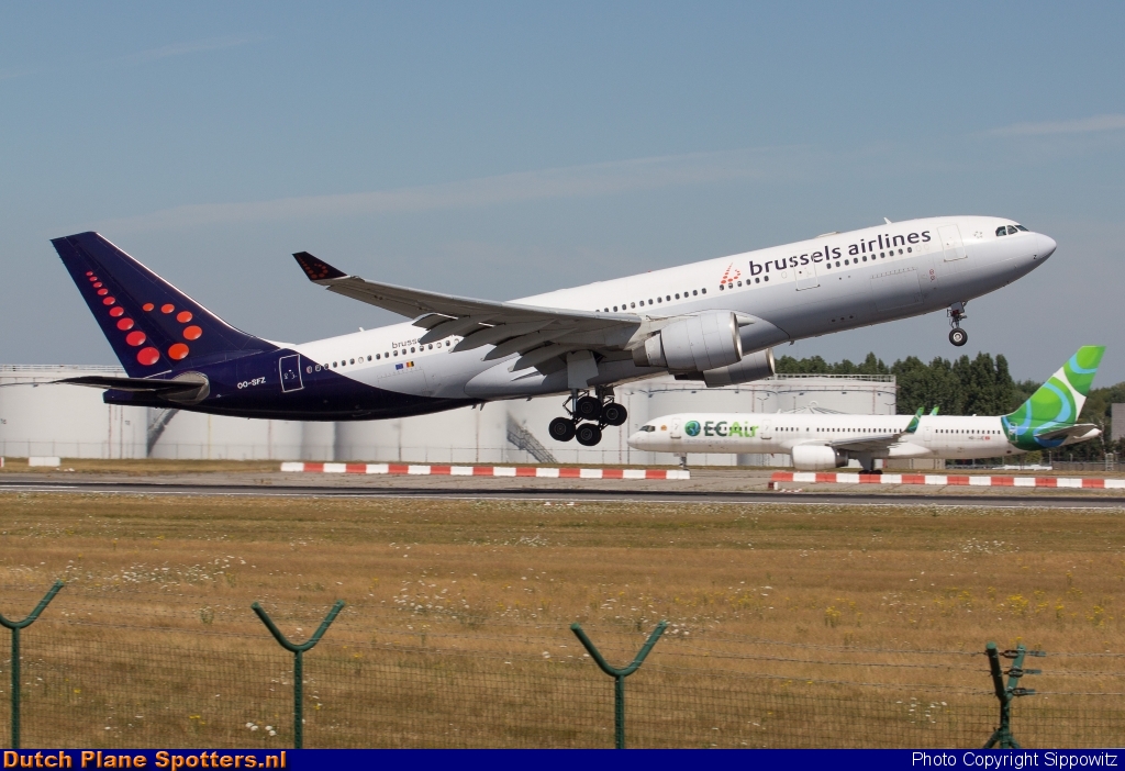 OO-SFZ Airbus A330-200 Brussels Airlines by Sippowitz