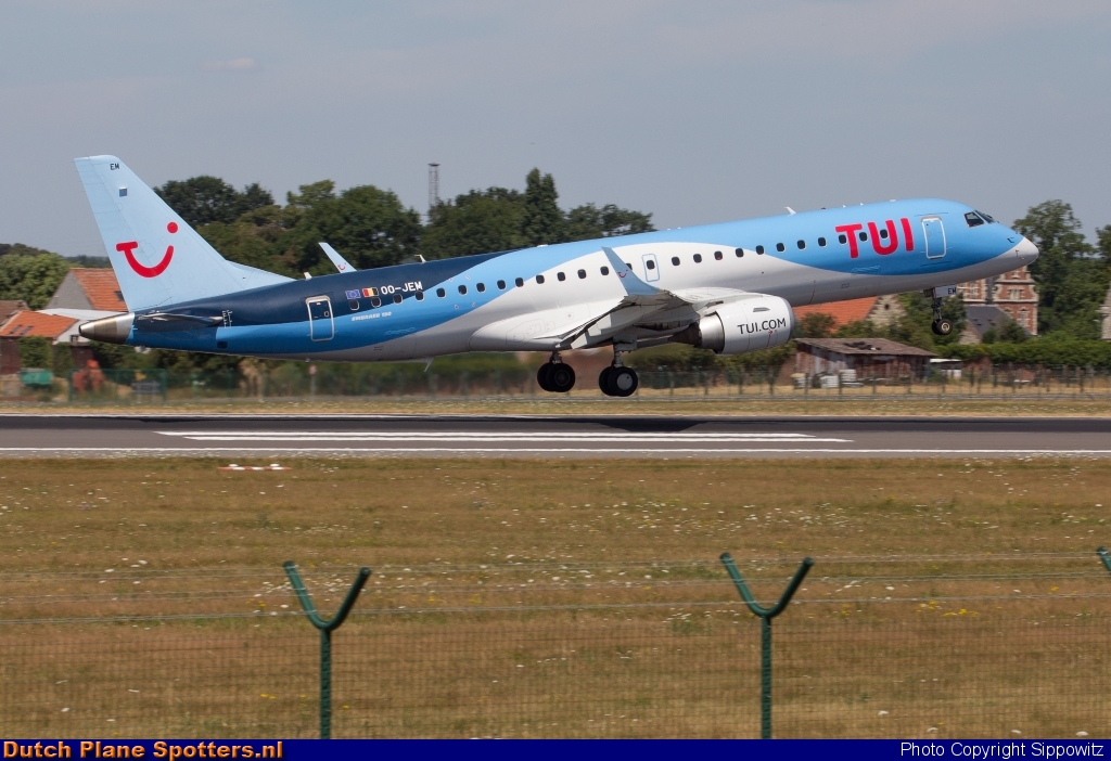 OO-JEM Embraer 190 TUI Airlines Belgium by Sippowitz