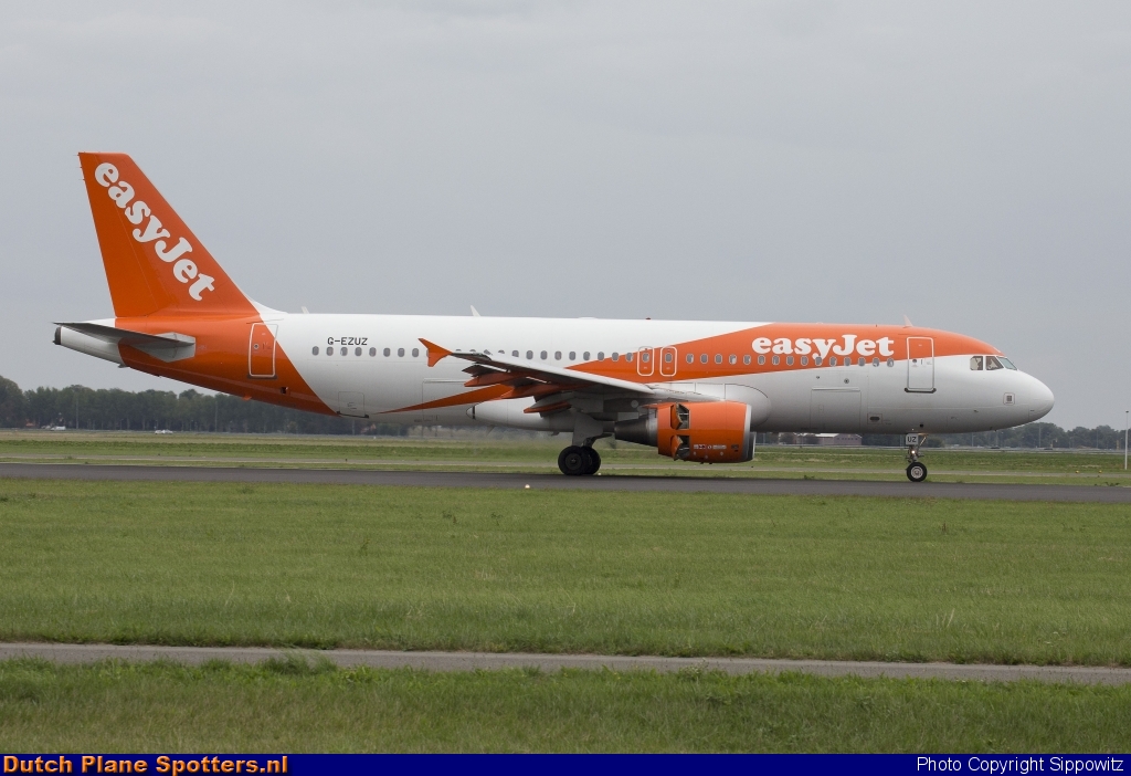 G-EZUZ Airbus A320 easyJet by Sippowitz