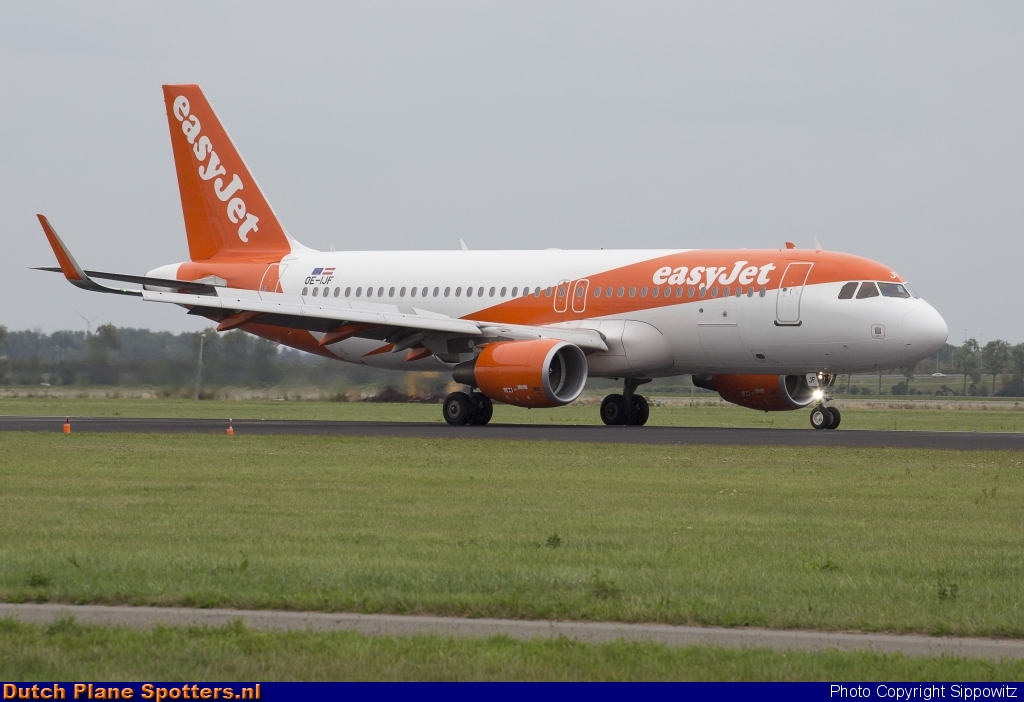 OE-IJF Airbus A320 easyJet Europe by Sippowitz