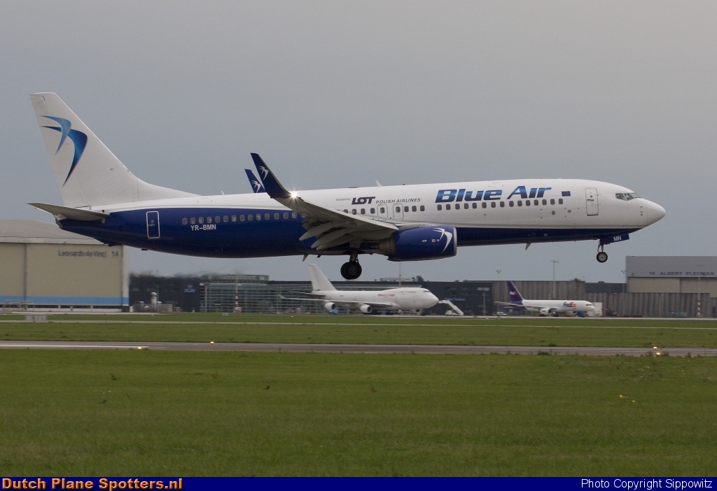 YR-BMN Boeing 737-800 Blue Air (LOT Polish Airlines) by Sippowitz