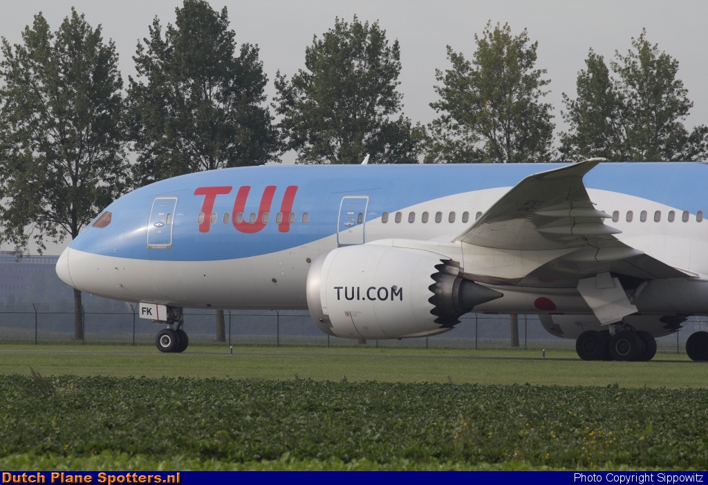 PH-TFK Boeing 787-8 Dreamliner TUI Airlines Netherlands by Sippowitz