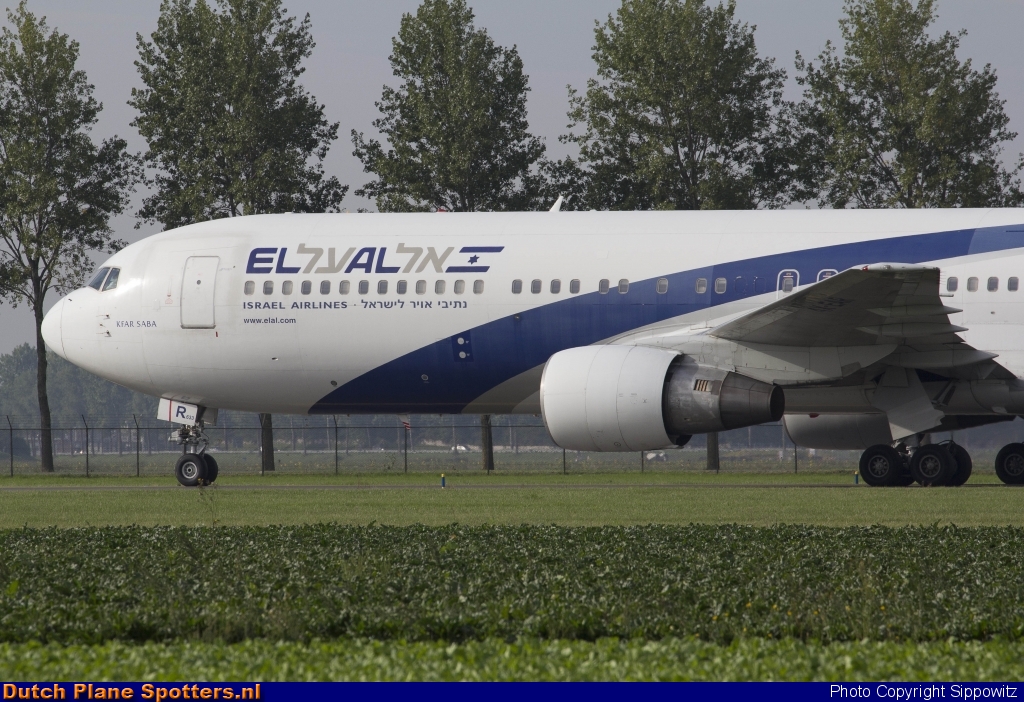 4X-EAR Boeing 767-300 El Al Israel Airlines by Sippowitz
